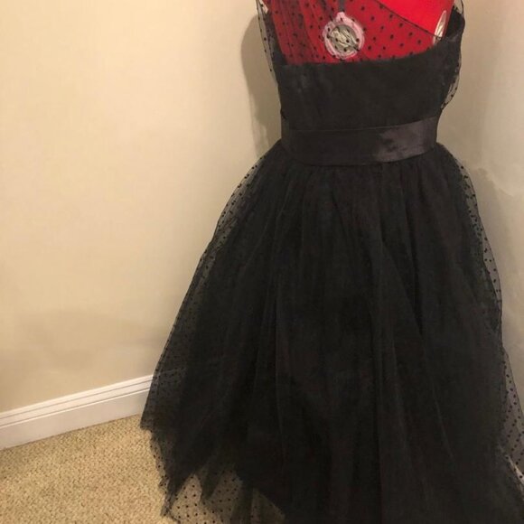 Ladies ballroom gown. - Picture 1 of 3